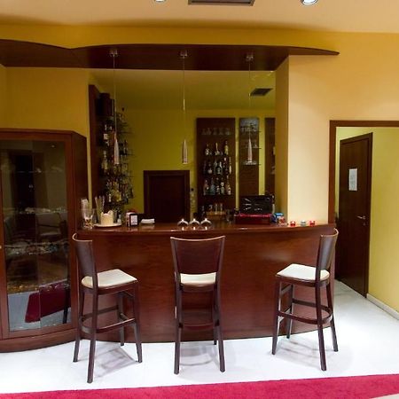 Lito Hotel Kymi Exterior photo